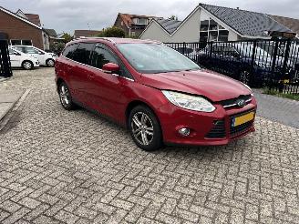 škoda osobní automobily Ford Focus 1.0 EcoBoost Lease Trend motor kapot 2012/12