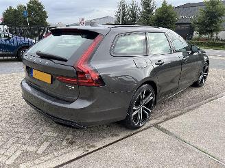 škoda osobní automobily Volvo V-90 2.0 T8 Plug-in hybrid AWD Ultra Dark | 37.309 km!! 2025/7