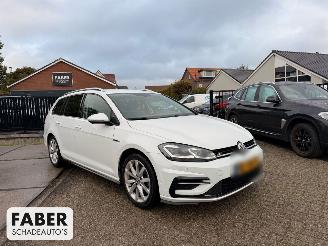 Damaged car Volkswagen Golf 1.4 TSI Highline Business R 2018/2