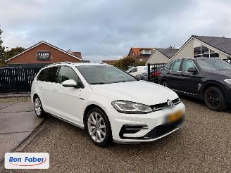 Voiture accidenté Volkswagen Golf 1.4 TSI Highline Business R 2018/2