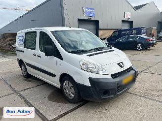 krockskadad bil bedrijf Peugeot Expert 227 2.0 HDI L1H1 2010/8
