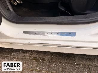 Peugeot 308 1.2 PureTech GT-line picture 25