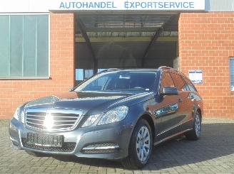 damaged passenger cars Mercedes E-klasse E 200 T CGI Avantgarde 135kw, Navi, Leer, Climate & Cruise control 2010/11