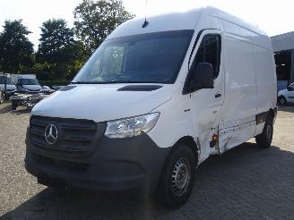 Mercedes eSprinter eSprinter L2/H2 70kw Elektro Automaat, Airco, Camera picture 2