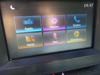 Renault Master Koffer 2.3 DCI 107kw, Airco, Cruise, Navi, Camera picture 19