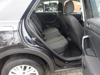 Volkswagen T-Roc Style 81kw TSI , Airco, Navi-MMS, Cruise picture 14