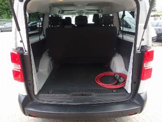 Toyota ProAce Long Extra Range Cool 75 kWh 100kw Electric, 9 persoons, Airco, Navi, Cruise picture 24