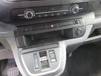 Toyota ProAce Long Extra Range Cool 75 kWh 100kw Electric, 9 persoons, Airco, Navi, Cruise picture 19