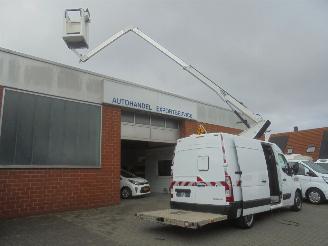 skadebil bedrijf Renault Master 140 DCI Versalift hoogwerker 10,5 / 12,5 meter 2020/9