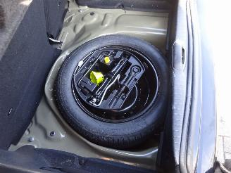 Peugeot 208 1.2i Intuitive, Leer, Navi-MMS, Cruise & Climate picture 28