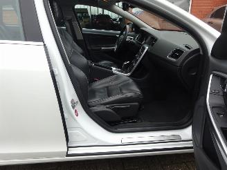 Volvo V-60 D6 AWD Plug in Hybrid 158kw, Leer, Navi, Climate& Cruise picture 7