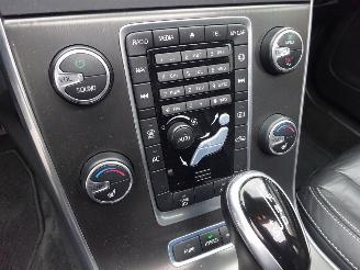 Volvo V-60 D6 AWD Plug in Hybrid 158kw, Leer, Navi, Climate& Cruise picture 19
