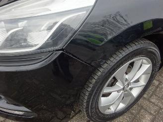 Renault Clio 1.5 DCI Limited Editon, Airco, Cruise contro, Navi-MMS, PDC picture 19