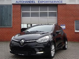 Unfallwagen Renault Clio 1.5 DCI Limited Editon, Airco, Cruise contro, Navi-MMS, PDC 2017/6