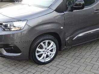 Toyota Proace CITY 96kw Automaat, 2x schuifdeur, Climate & Cruise, Navi picture 6