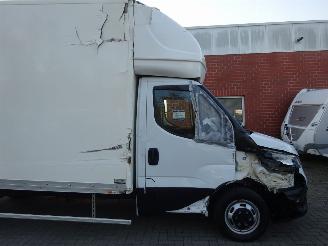 Iveco Daily 35C16 Koffer, Airco, Cruise control, 31.000 km !! picture 18