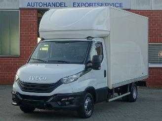 krockskadad bil bedrijf Iveco Daily 35C16 Koffer, Airco, Cruise control, 31.000 km !! 2023/10