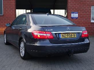 Mercedes E-klasse E 220 CDI Avantgarde Autom., Climate & Cruise, Navi, Xenon picture 24