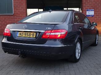 Mercedes E-klasse E 220 CDI Avantgarde Autom., Climate & Cruise, Navi, Xenon picture 5