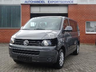Unfallwagen Volkswagen Transporter T5 Caravelle 103kw DSG Autom, 9 persoons,2x  Airco, Cruise 2013/5