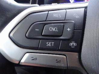 Volkswagen Polo Life 1.0i 59kw Benzine, Airco, Cruise, DiGi, Apple, Android, PDC picture 17