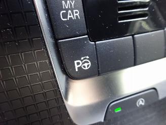 Volvo V-40 T3 Polar+ Sport R-Design, Panorama, Navi, Climate & Cruise, Leer picture 28