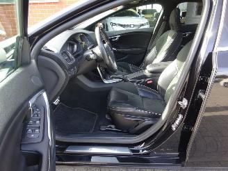 Volvo V-40 T3 Polar+ Sport R-Design, Panorama, Navi, Climate & Cruise, Leer picture 17