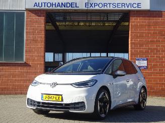Damaged car Volkswagen ID.3 ID.3 Pro Performance 150 kW 1st Max 58KW/H 2020/9