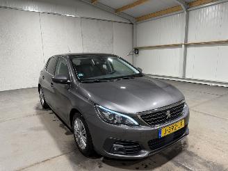 Peugeot 308 1.2PureTech 96kW Blue Lease Premium picture 3