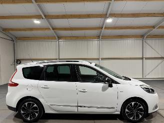 damaged passenger cars Renault Grand-scenic 2.0 103kW Automaat Bosé Clima 2014/3