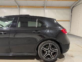 Mercedes A-klasse 200 120kW Automaat Pano Business Solution AMG picture 32