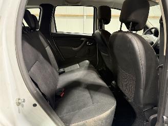 Dacia Duster 1.2TCe 92kW 4x2 Laureate picture 33