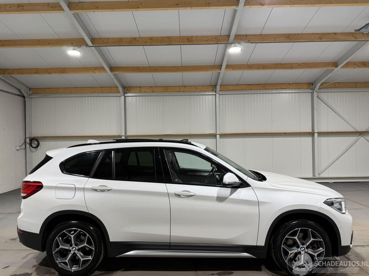 BMW X1 SDRIVE20I 141kW Automaat Orange Edition Pano