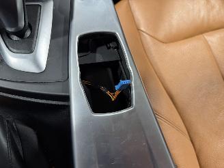 BMW 3-serie 320i 135kW Automaat Luxury Edition Panoramadak picture 25