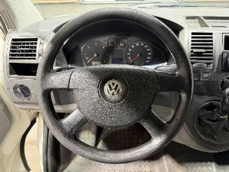 Volkswagen Transporter 1.9TDI 62kW picture 23
