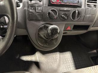 Volkswagen Transporter 1.9TDI 62kW picture 27