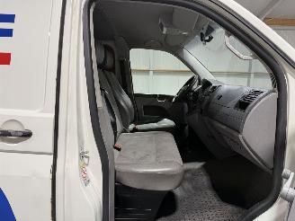 Volkswagen Transporter 1.9TDI 62kW picture 21