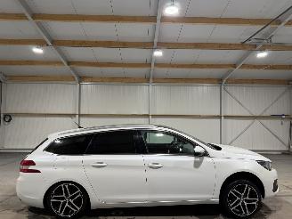 Voiture accidenté Peugeot 308 1.5BlueHDI 96kW Automaat Premium Panoramadak 2018/11