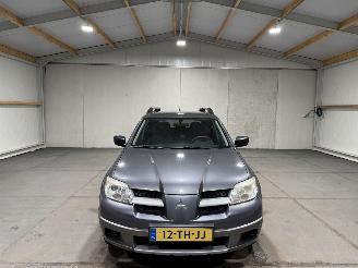 Mitsubishi Outlander 2.0 100kW Airco Invite+ picture 4