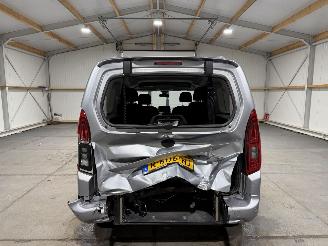 Toyota ProAce CITY INVALIDE ROLSTOELAUTO  1.2Turbo 81kW Active Long picture 7