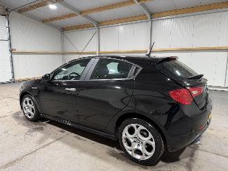 Alfa Romeo Giulietta 1.6JTDm 88kW Automaat Super picture 11