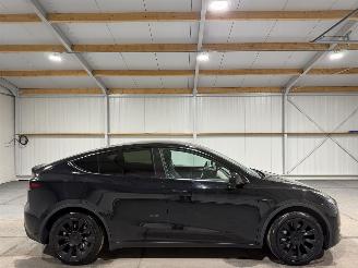 Vaurioauto  passenger cars Tesla Model Y 75kWh Long Range AWD 258kW 2023/9