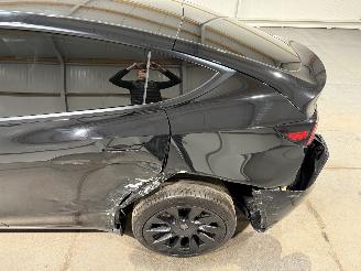 Tesla Model Y 75kWh Long Range AWD 258kW picture 16