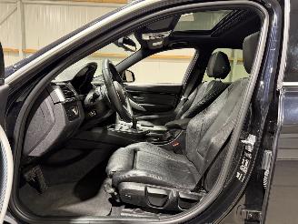 BMW 3-serie 320i 135kW Automaat Edtion M Sport Shadow High Executive Schuifkantel picture 14