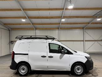 krockskadad bil bedrijf Renault Kangoo 1.5Blue DCI 55kW Comfort L1 2023/9