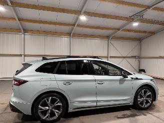 Skoda Enyaq iV 80x 195kW AWD Sportline 4x4 Pano picture 5