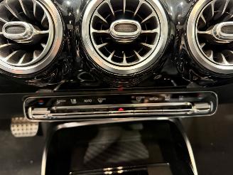 Mercedes A-klasse 35AMG 225kW Automaat 4Matic Pano Premium Plus picture 39