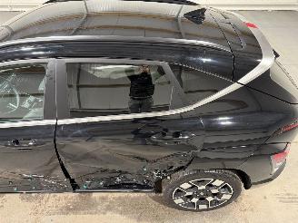 Hyundai Kona 65.4kWh 160kW Premium picture 25