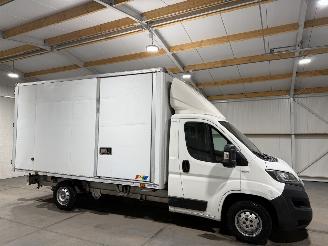 Peugeot Boxer 2.0BlueHDI 120kW Bakwagen picture 2