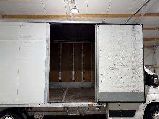 Peugeot Boxer 2.0BlueHDI 120kW Bakwagen picture 20